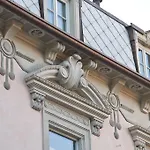 Di