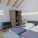 Hotell Di 4*