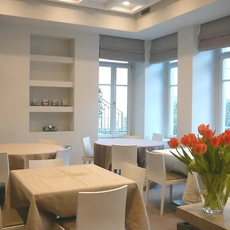 Ξενοδοχείο Di