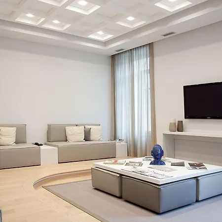 Di Ξενοδοχείο 4*