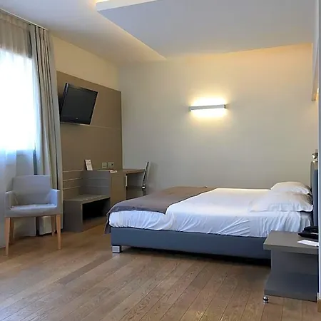 Di 4* Varese