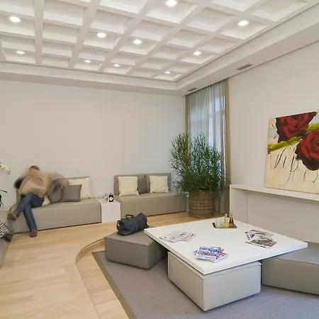 Otel Di 4*