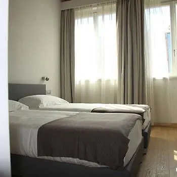 Ξενοδοχείο Di