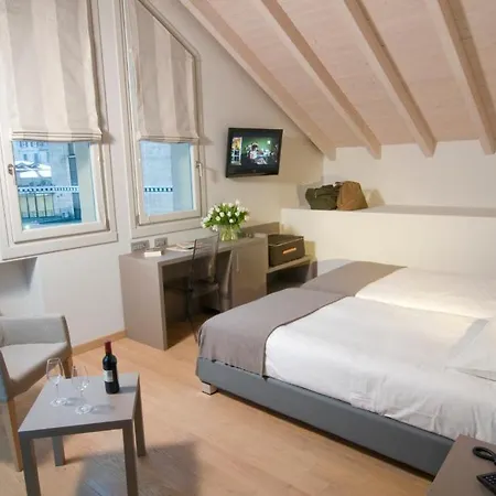 Di Hotel 4*